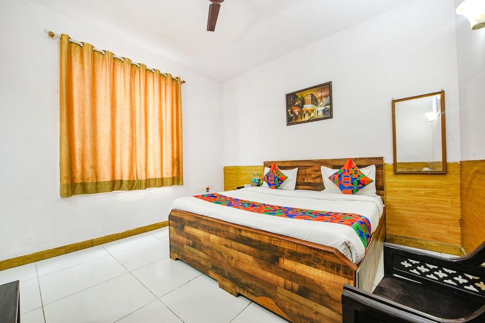 FabHotel The White Orchid