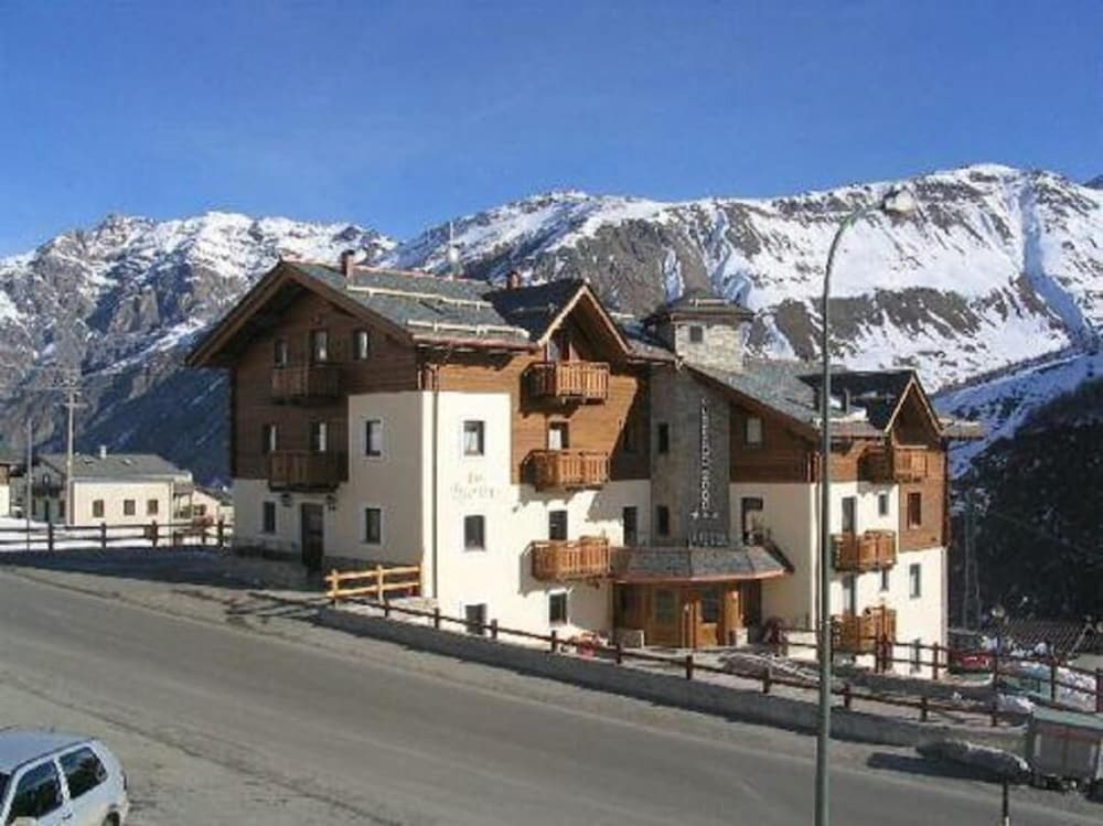 Albergo 2000