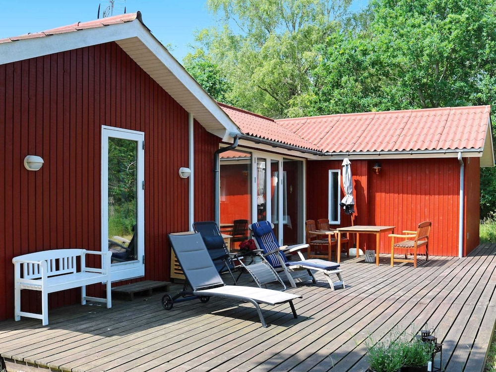 6 Person Holiday Home in Hadsund-by Traum