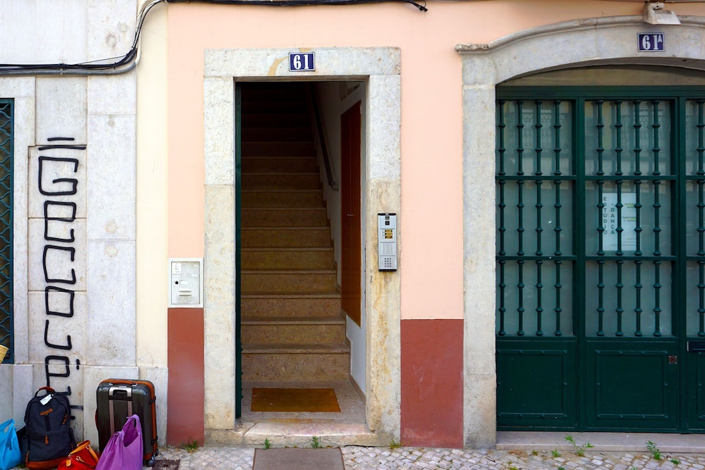 Sonel Investe Anjos Boutique Apartments