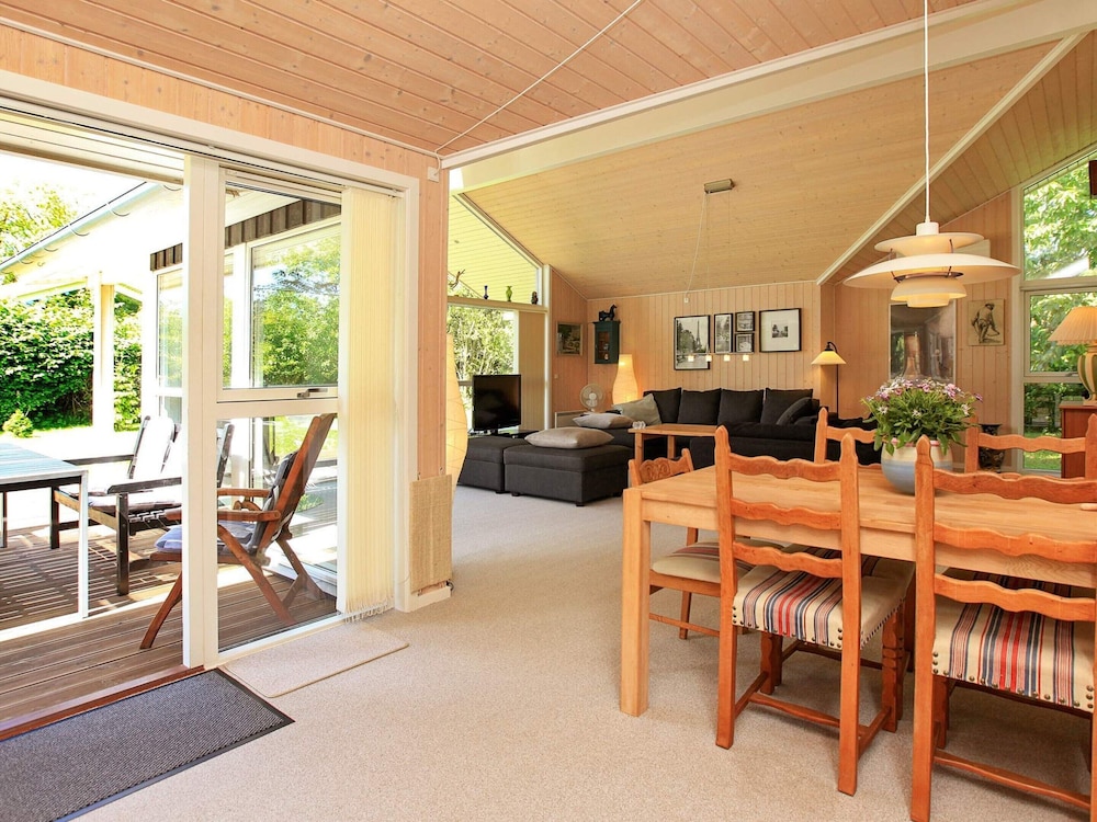 7 Person Holiday Home in Vejby-by Traum view 5