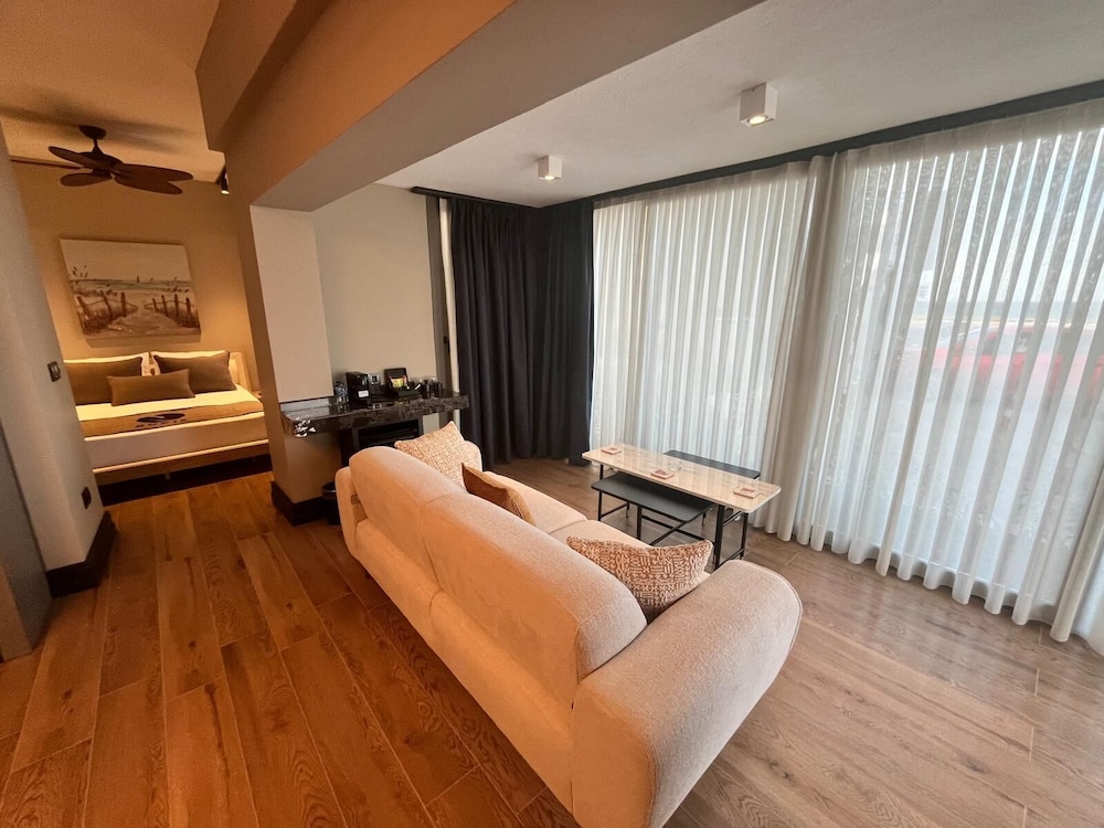 Rudis Otel - Image 20