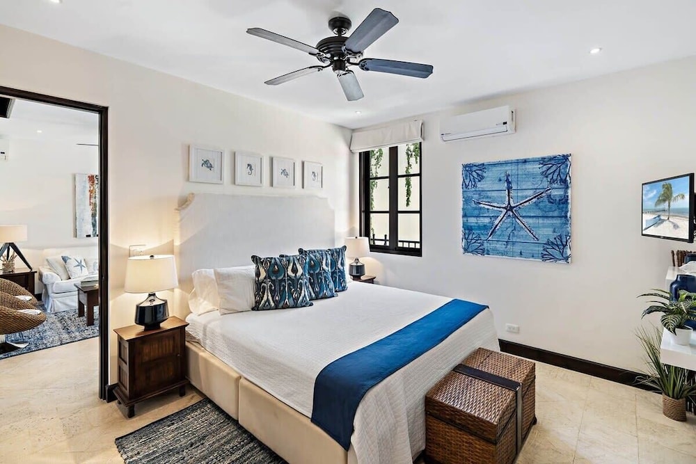 Stylish Beach-Themed Condo with Two Bedrooms and Lovely Ocean Views