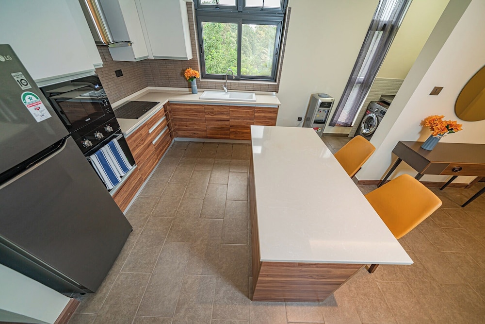 Elsie Ridge Apartments by Trianum