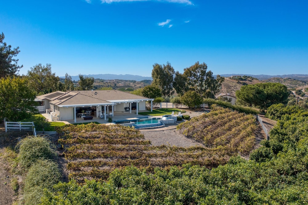 Summit Ranch by Avantstay Infinity Pool Views