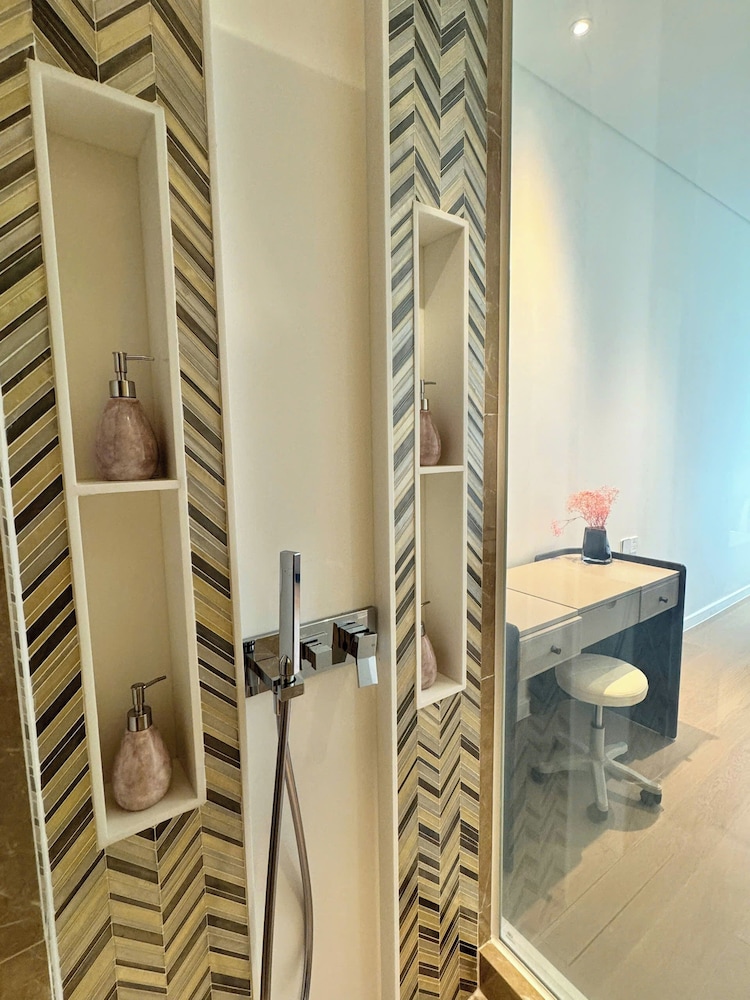 Luxury Apartment Hotel - The Metropole