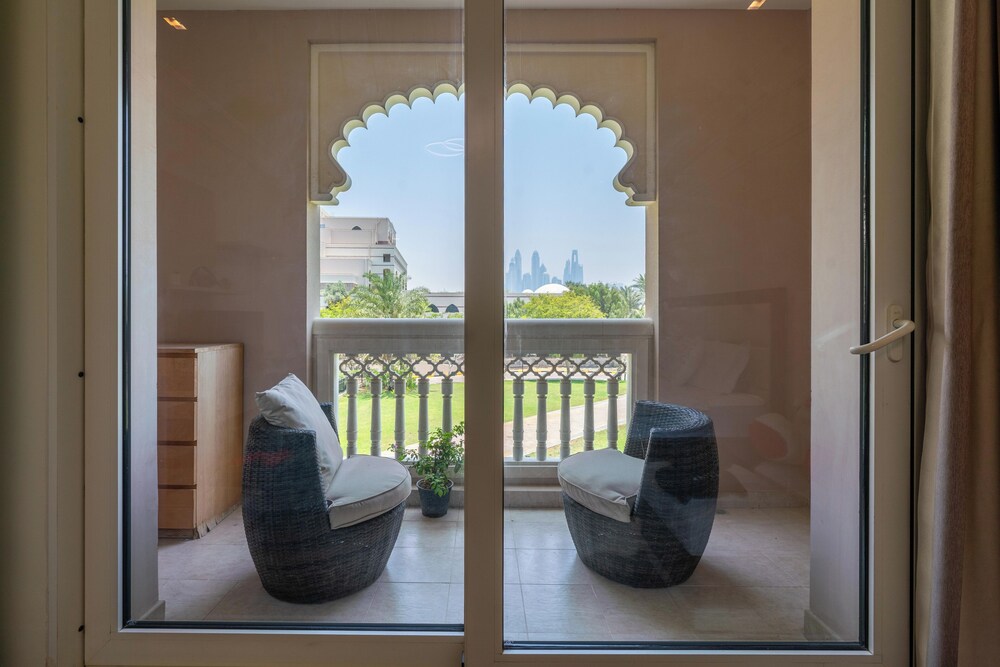 Samaya Holiday Homes-The Palm 1B Suite