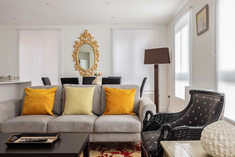 The Kensington Retreat