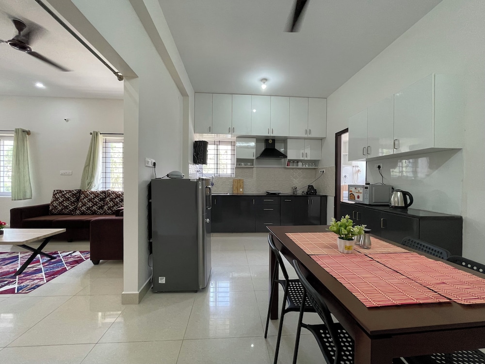 SSN HomeStays in Bangalore Near La Casa