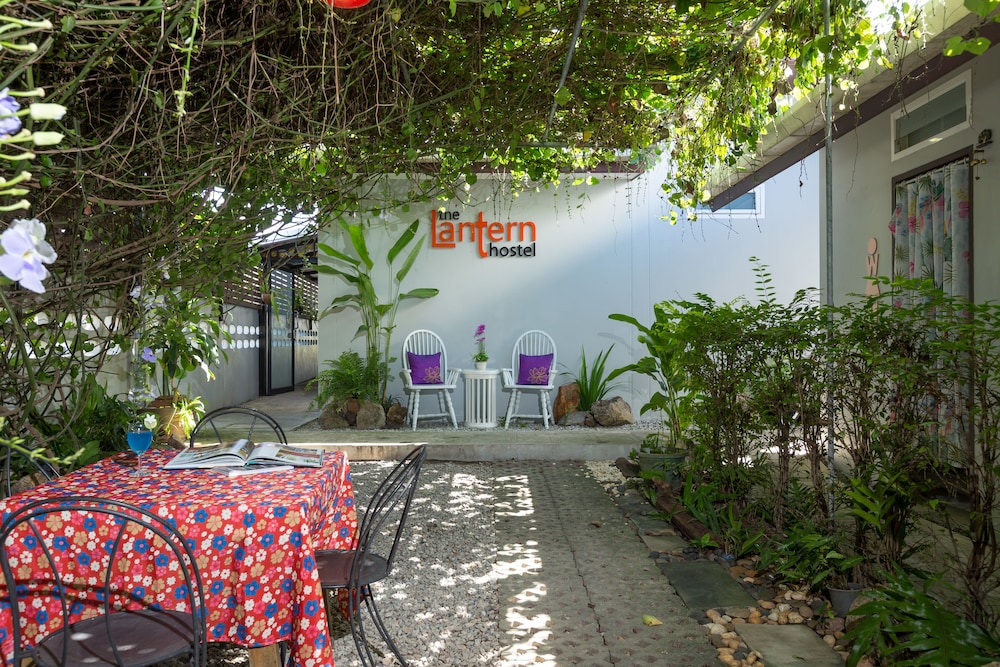 The Lantern Hostel and SPA