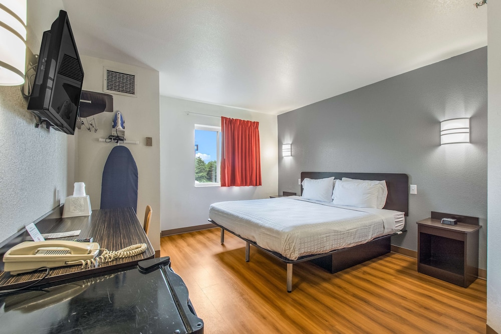 Americas Best Value Inn - Knoxville East