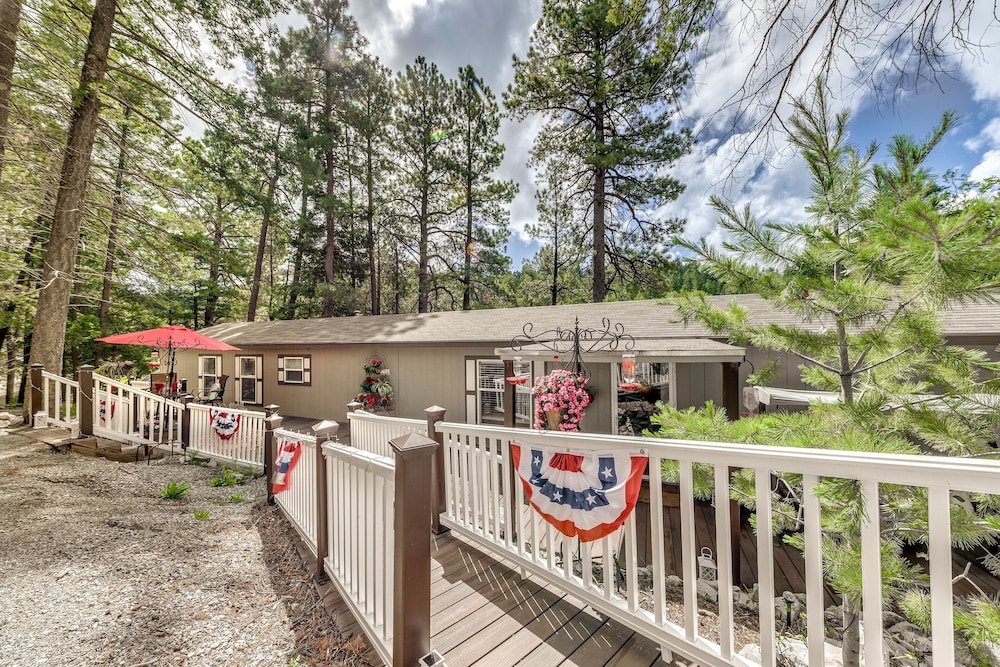 Peaceful Cloudcroft Vacation Rental: Walk to Shops - Property Image 5
