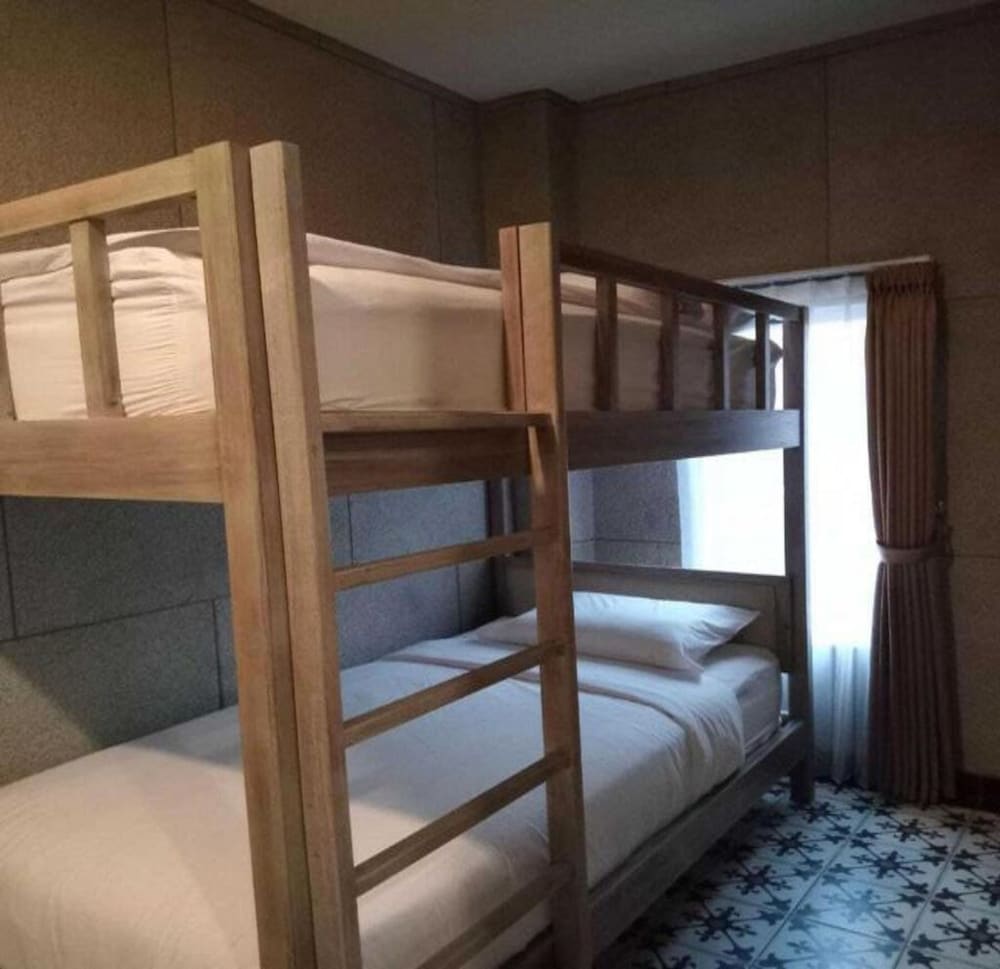 Semilir Glamping view 3