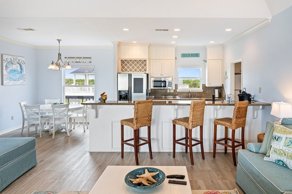 Happy Hours 4 Bedroom Home