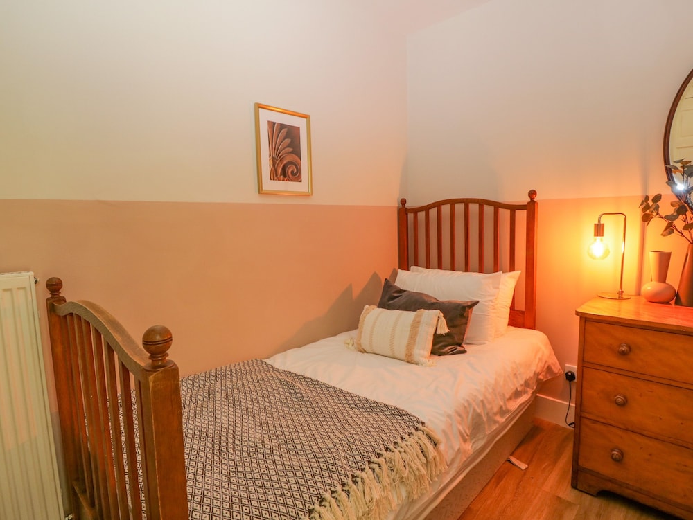 The Coach House - Holmwood