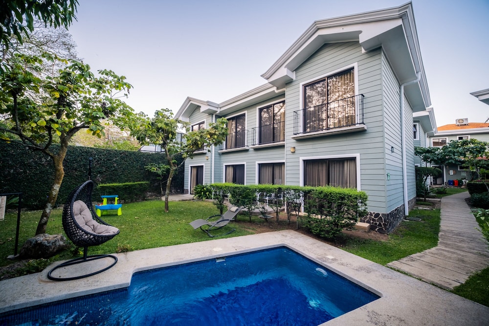 San Jose - Costa Rica Vacations - Hotel Villa Los Candiles - Property Image 2
