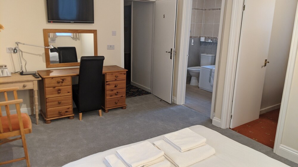 Ivybridge Guest House