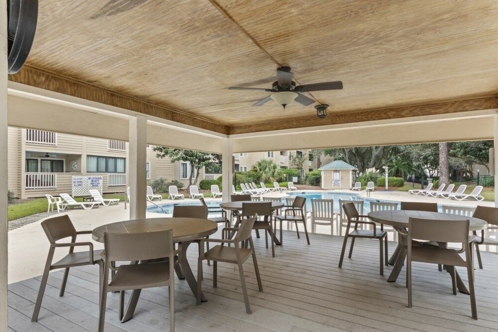 Finn's Island Retreat The Spa #3132 2 Bedroom Condo by RedAwning view 3