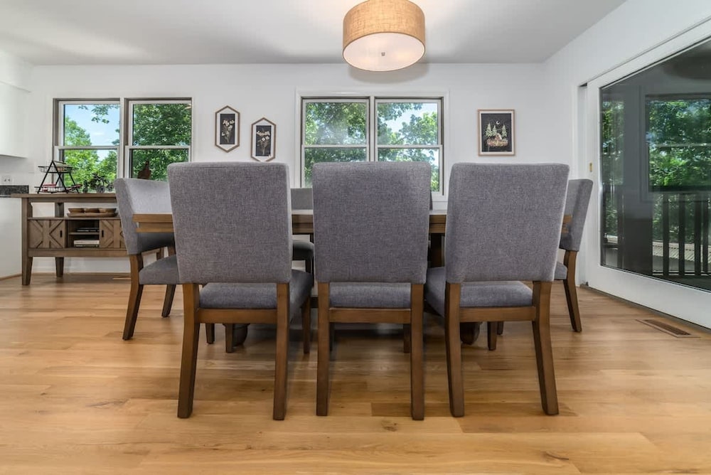 Shenandoah Retreat - Family Home