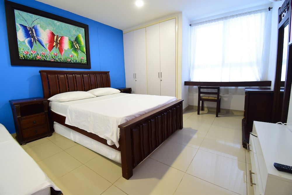 Apartamento Con Balcon - Piso 8 view 3