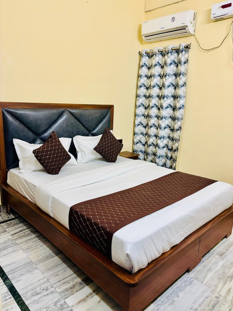 Hotel Heritage