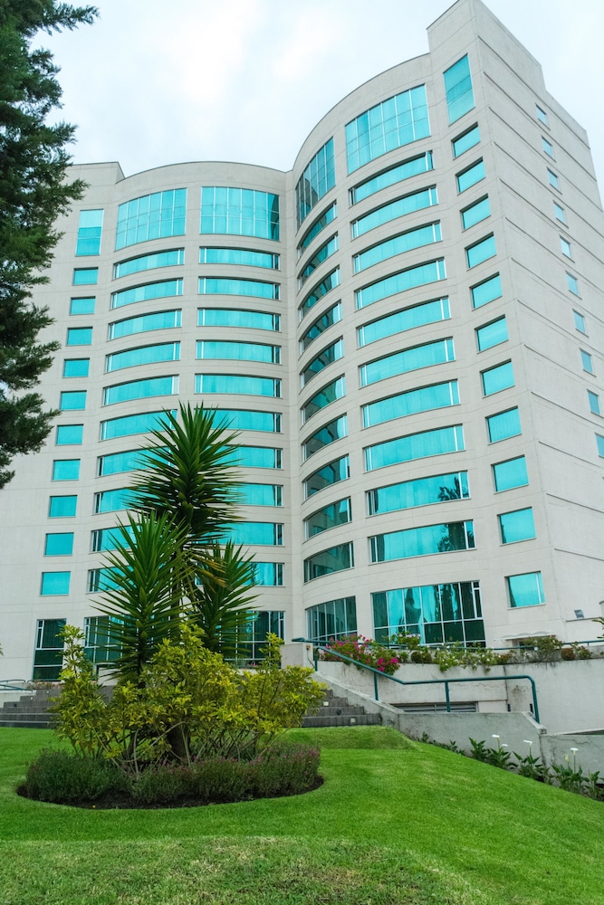 Torres de Suites by InAmazonas