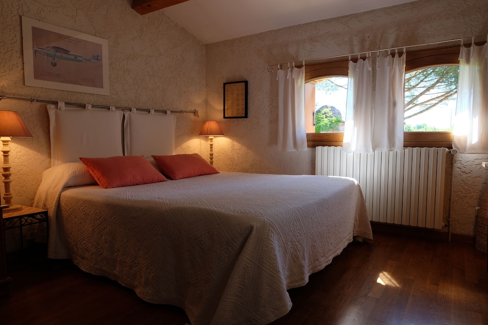Manoir Saint Clair view 4