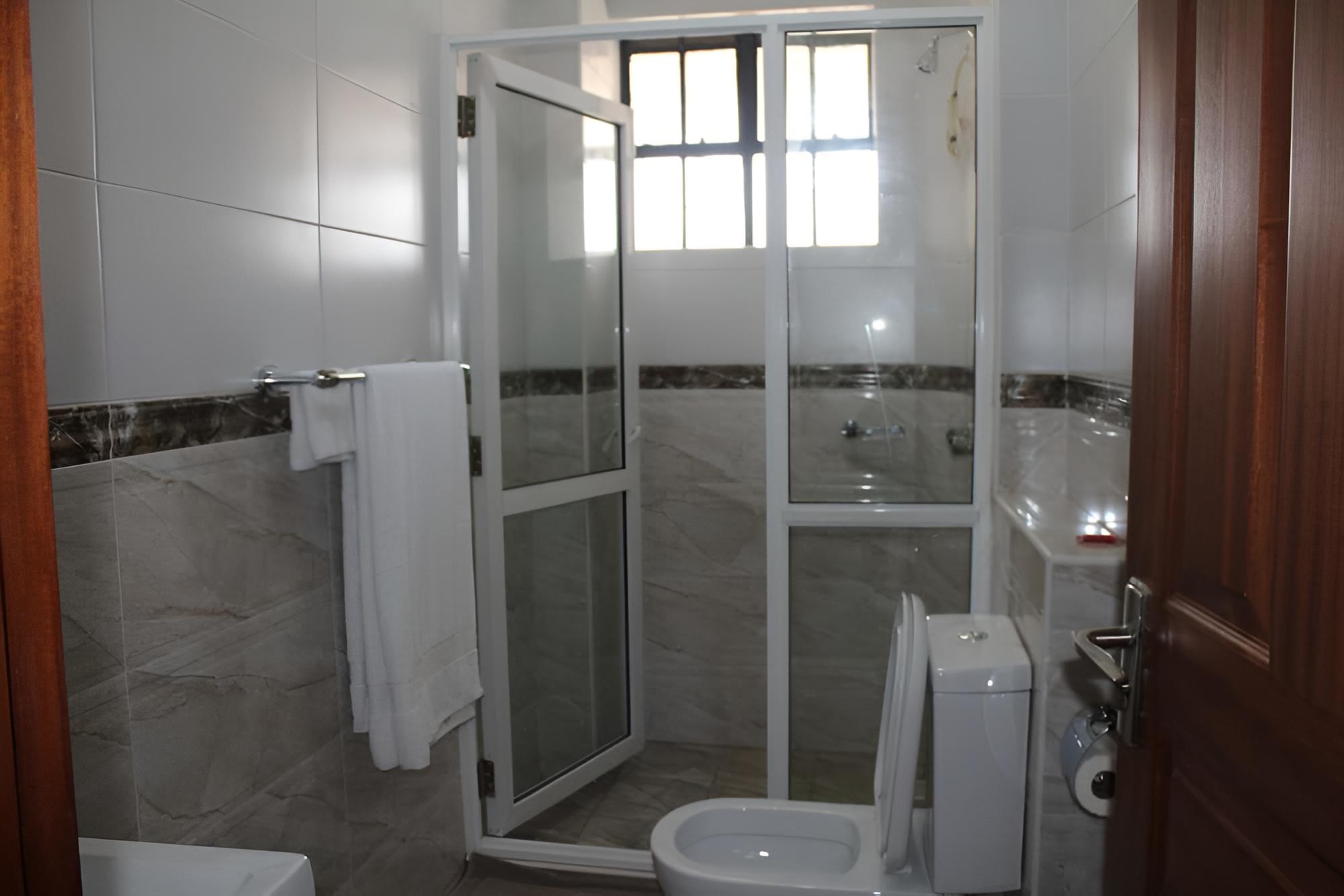 Lissa Suites