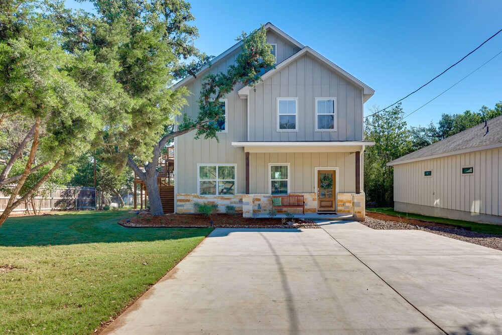 Canyon Lake Home Rental: Boating, Patio & More! view 4
