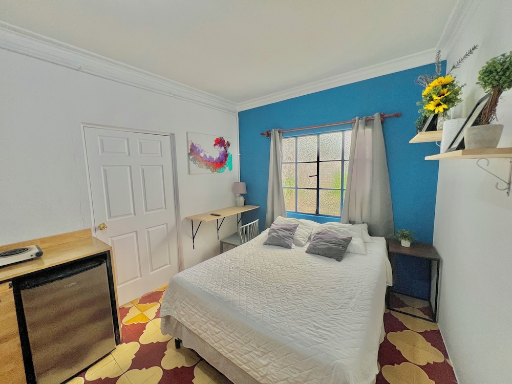 Hostal Urban