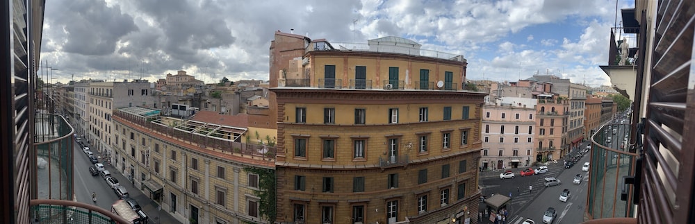 Cavour Urban Rooms