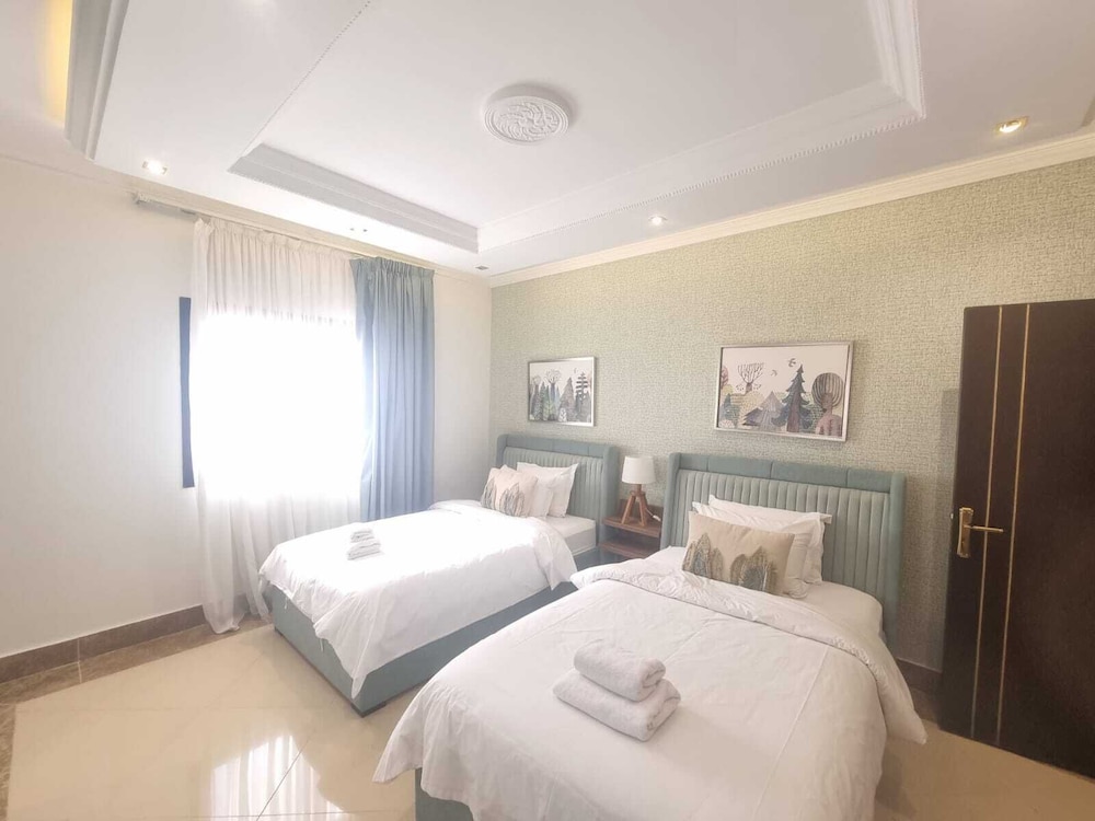 Hometel Khozama Jed