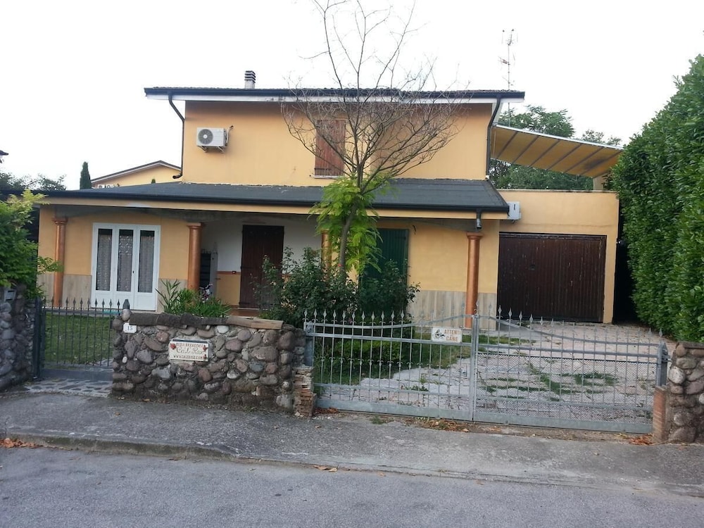 Photo 29