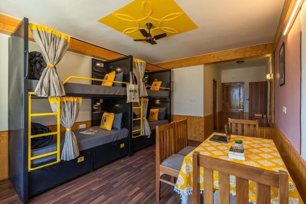 The Hosteller Manali, Old Manali