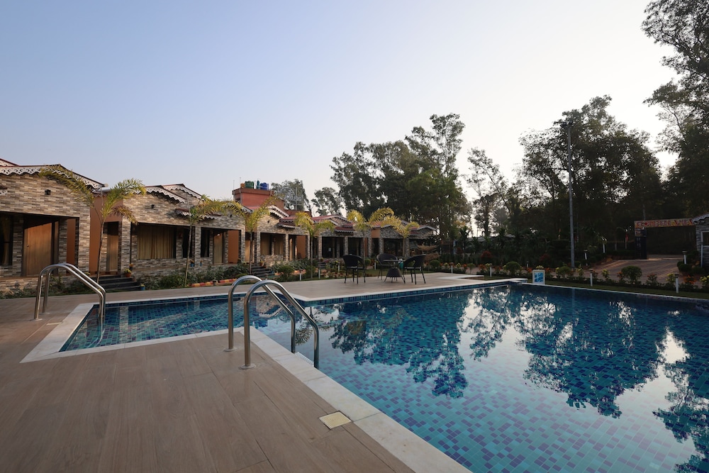 Golden View Resort & Restaurant
