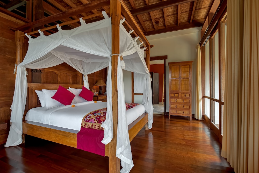 Villa Atas Awan
