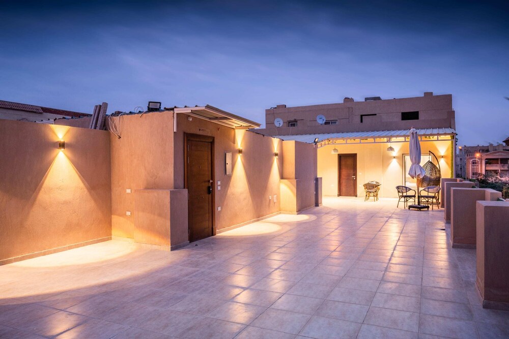 Xuru Stays I The Serene Suite A Rooftop Studio @ New Cairo