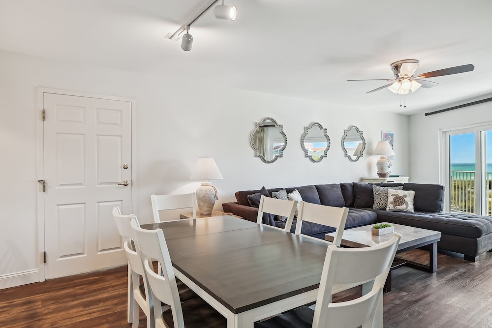 Seacrest 301B is a 2 BR Gulf front on Okaloosa Island by RedAwning view 2