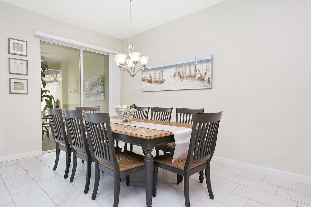 Wonderful 4Bd With Pool at Storey Lake Resort 4819
