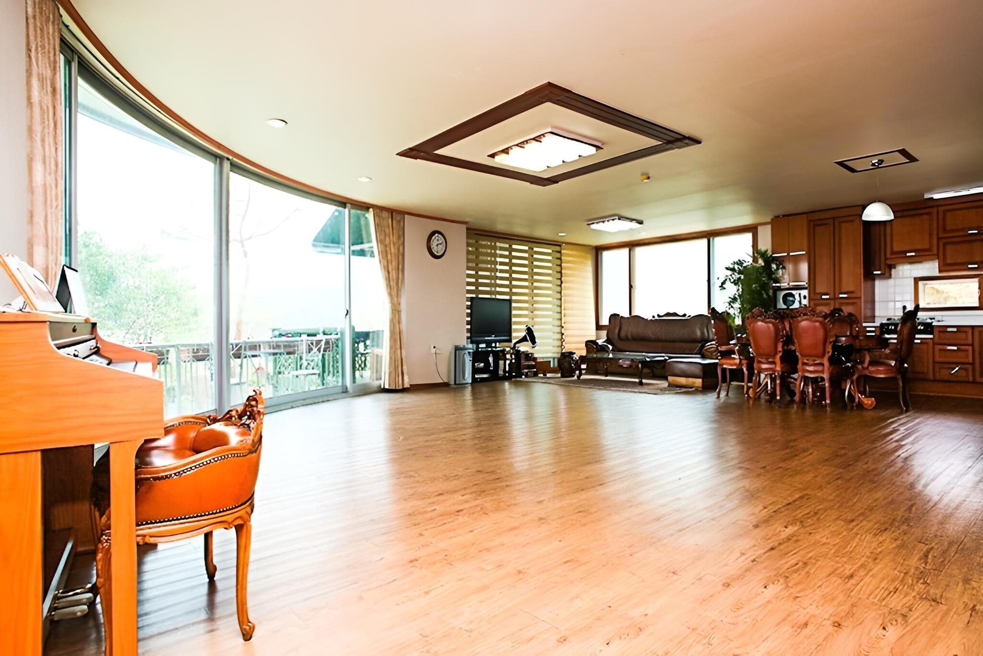 Yangpyeong Pension Sol view 3