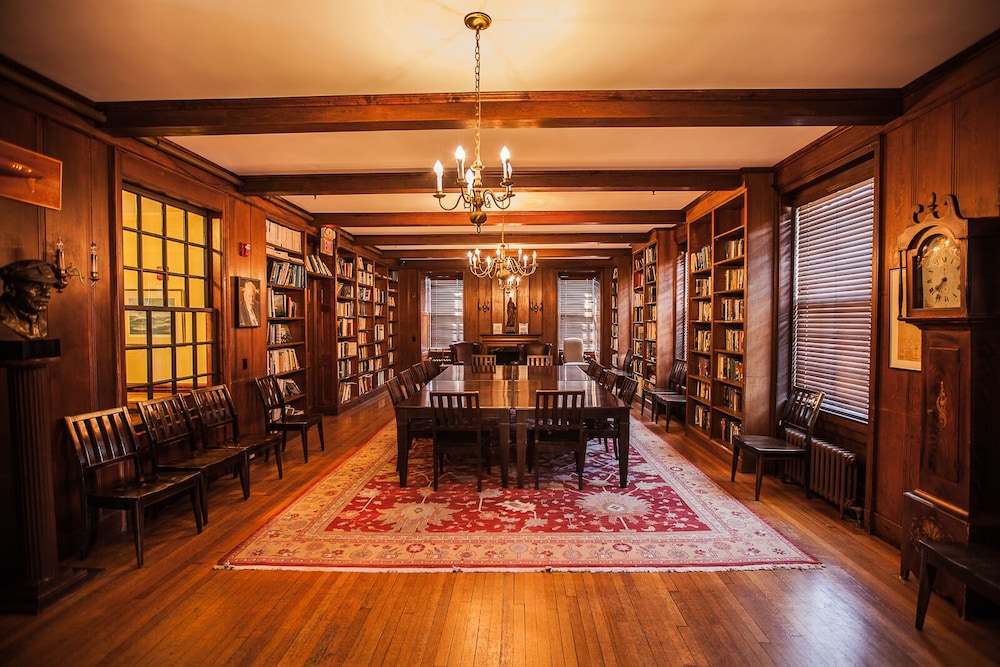 meeting & event spaces