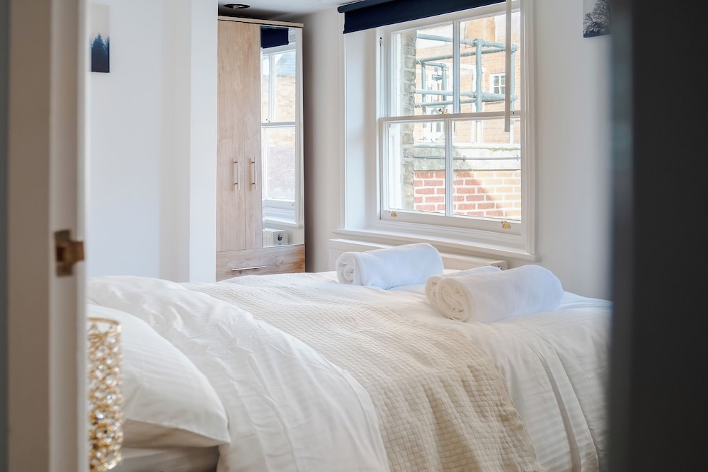 Luxury 3 Bedrooms House in Marylebone