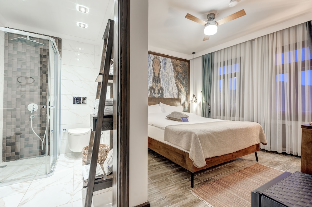 Parna Hotel - Image 80