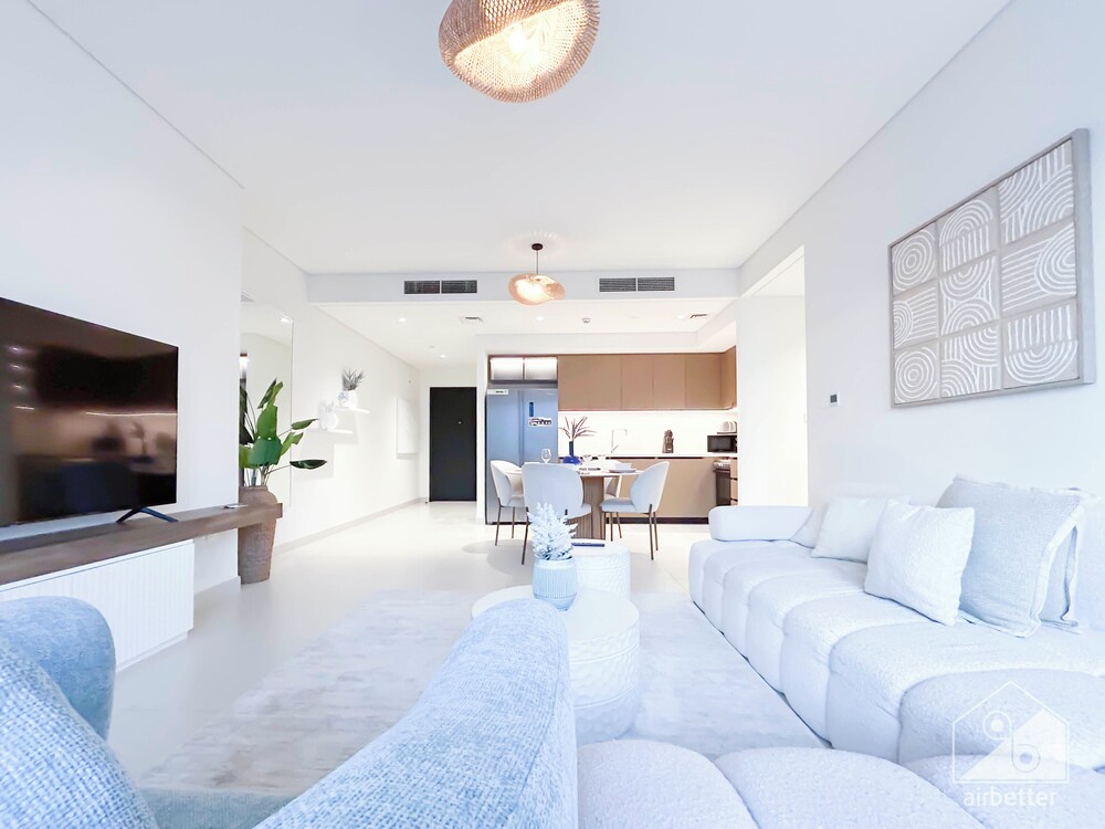 Luxury at Burj Crown Downtown Balcony & View