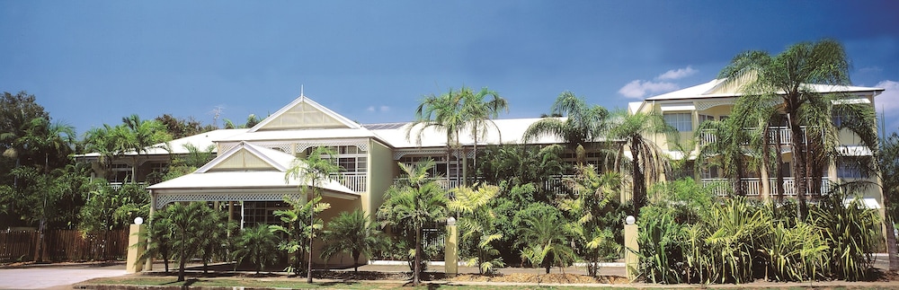 Reef Palms Motel - Image 1