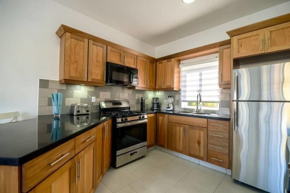 Professionally Decorated Open Concept Villa view 4