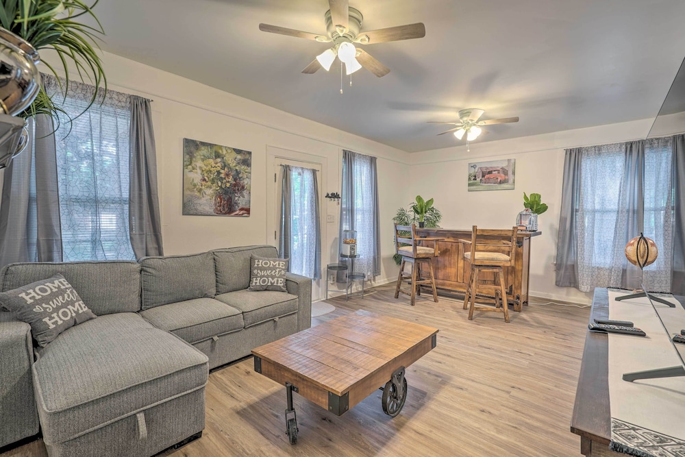 Canon City Vacations - Cozy Home w/ Patio in the Heart of Canon City! - Property Image 1