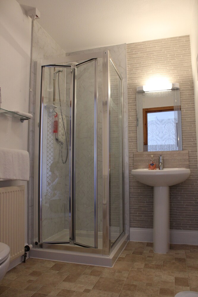 Hillview guest house