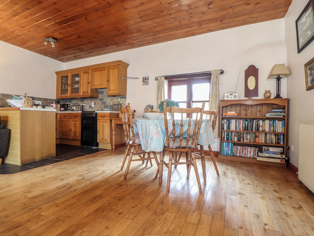 Court Cottage