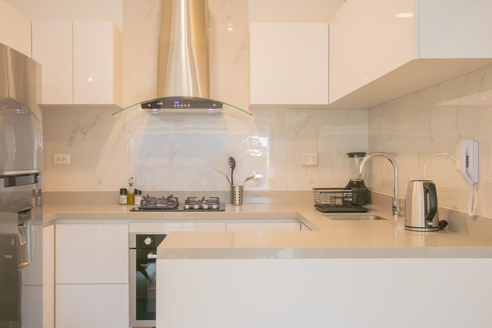 w Cozy 1BR Apartment in the Heart of San Isidro